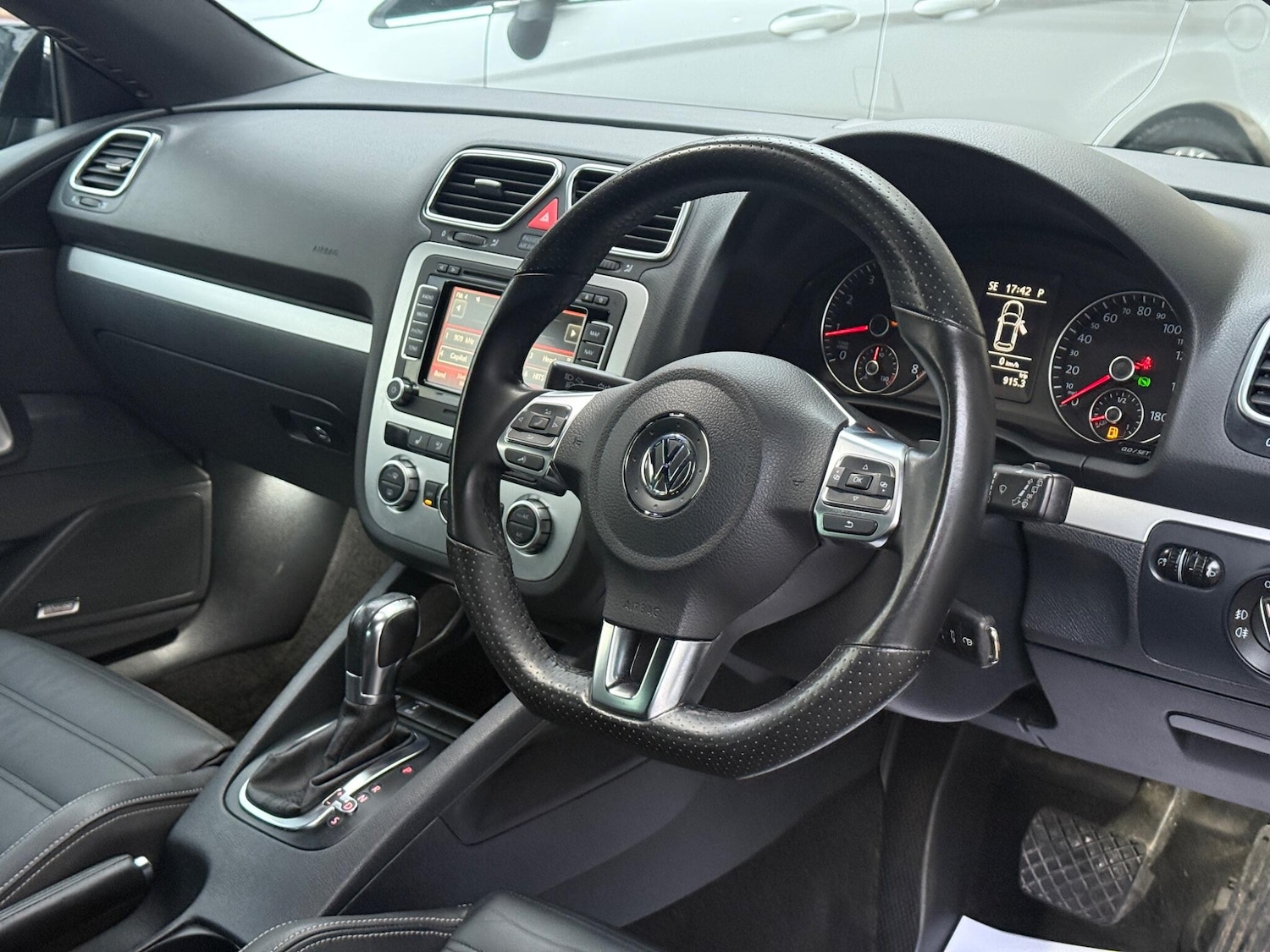 Used Volkswagen Scirocco 2013 for sale - 76336400: Photo 9