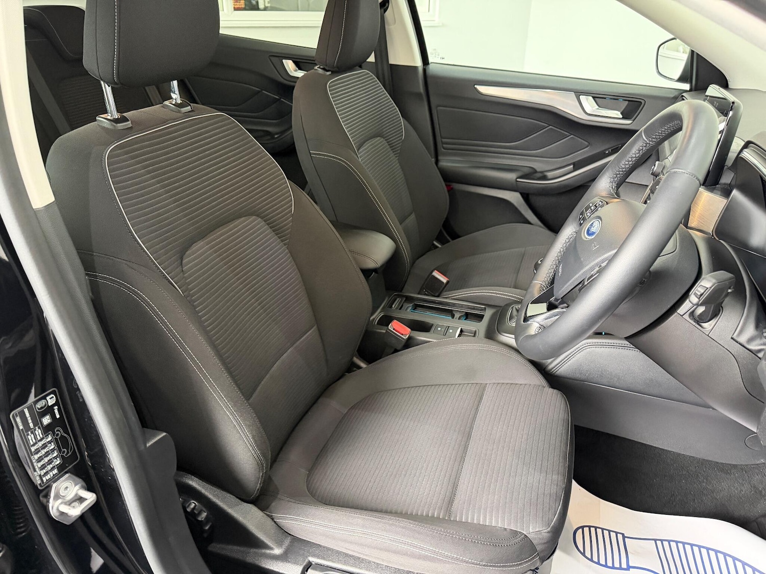 Used Ford Focus 2019 for sale - 76887379: Photo 20