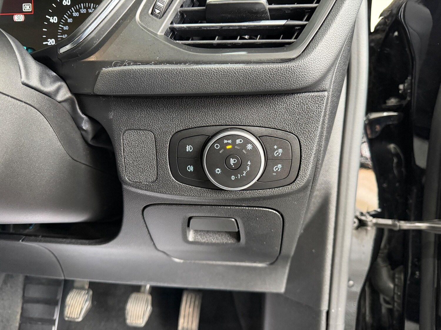 Used Ford Focus 2019 for sale - 76887379: Photo 22