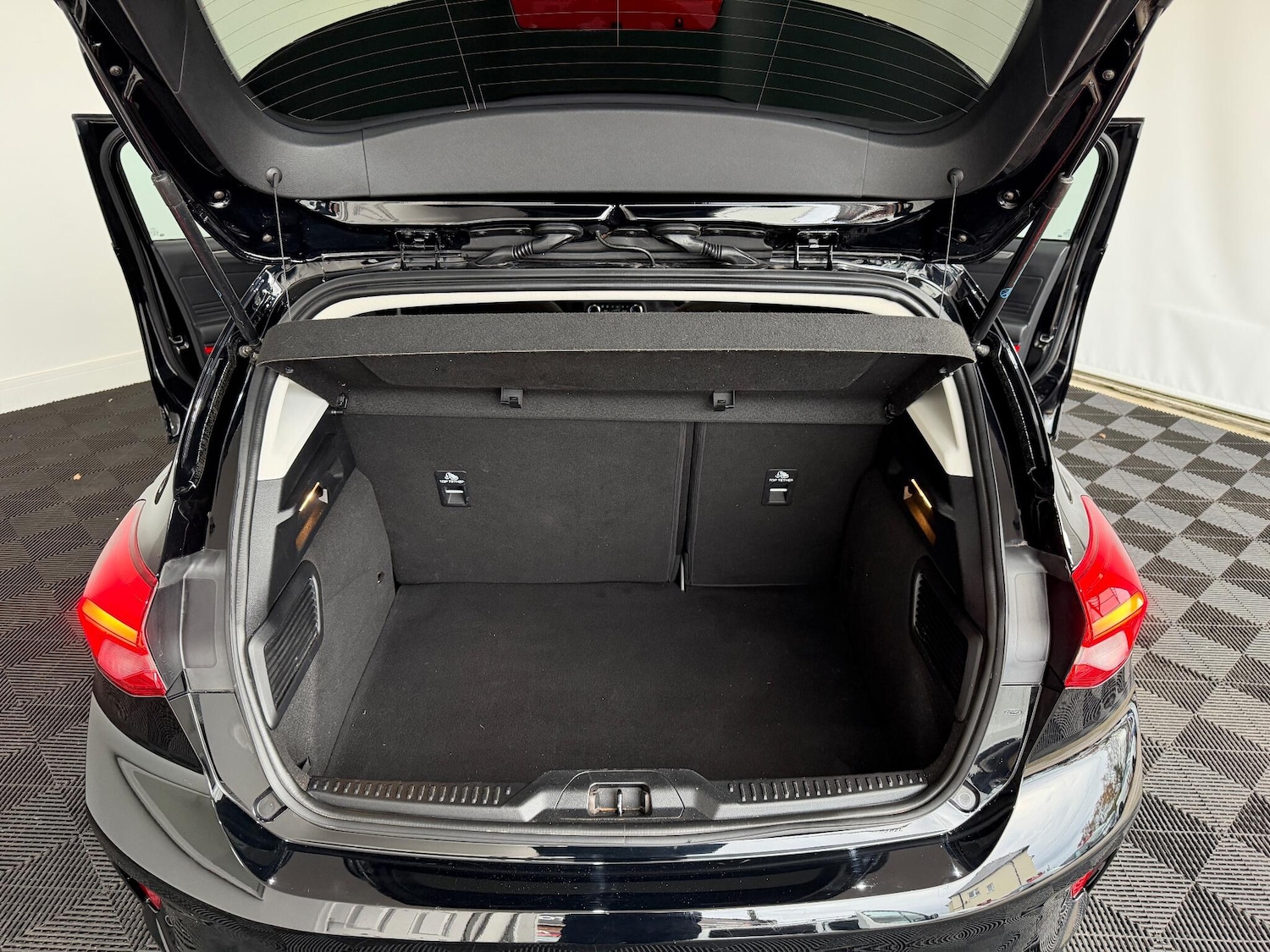 Used Ford Focus 2019 for sale - 76887379: Photo 34