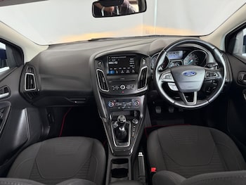 Used Ford Focus 2017 for sale - 76336660: Photo