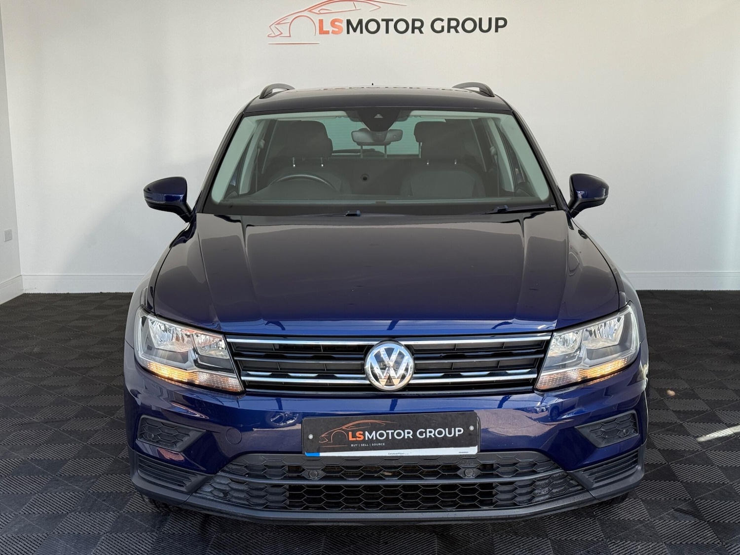 Used Volkswagen Tiguan 2016 for sale - 76753192: Photo 2