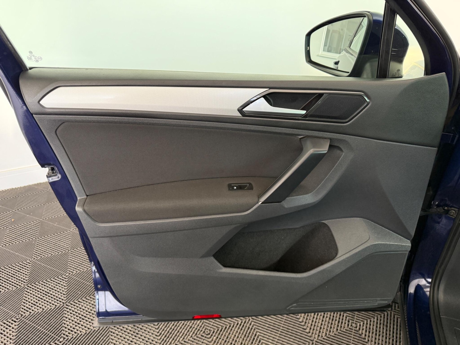 Used Volkswagen Tiguan 2016 for sale - 76753192: Photo 28