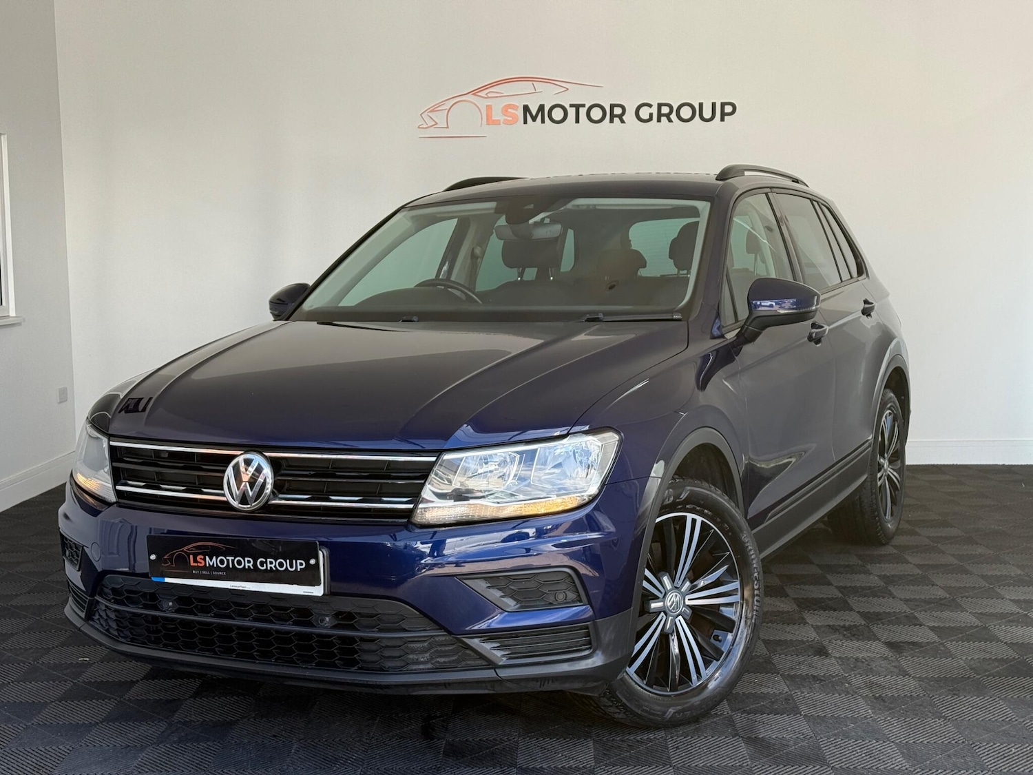 Used Volkswagen Tiguan 2016 for sale - 76753192: Photo 4