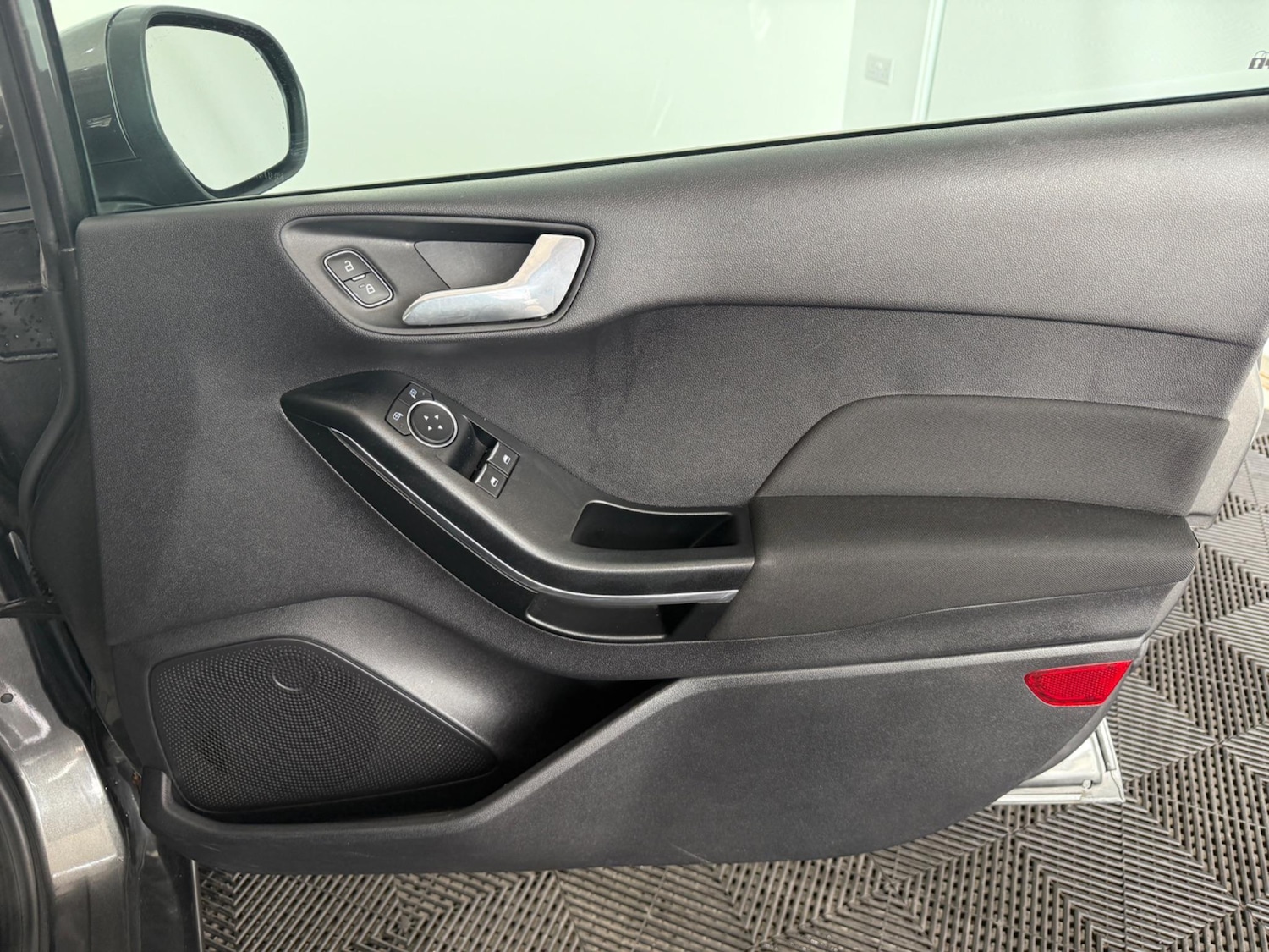 Used Ford Fiesta 2018 for sale - 76689410: Photo 19