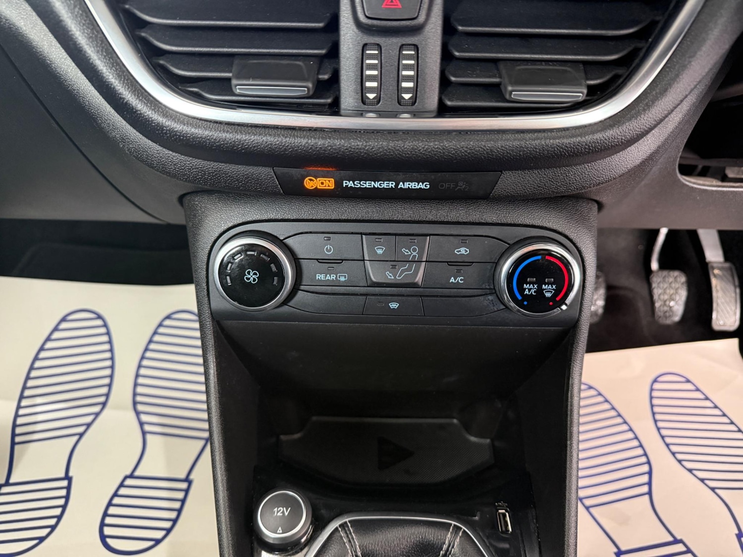 Used Ford Fiesta 2018 for sale - 76689410: Photo 22