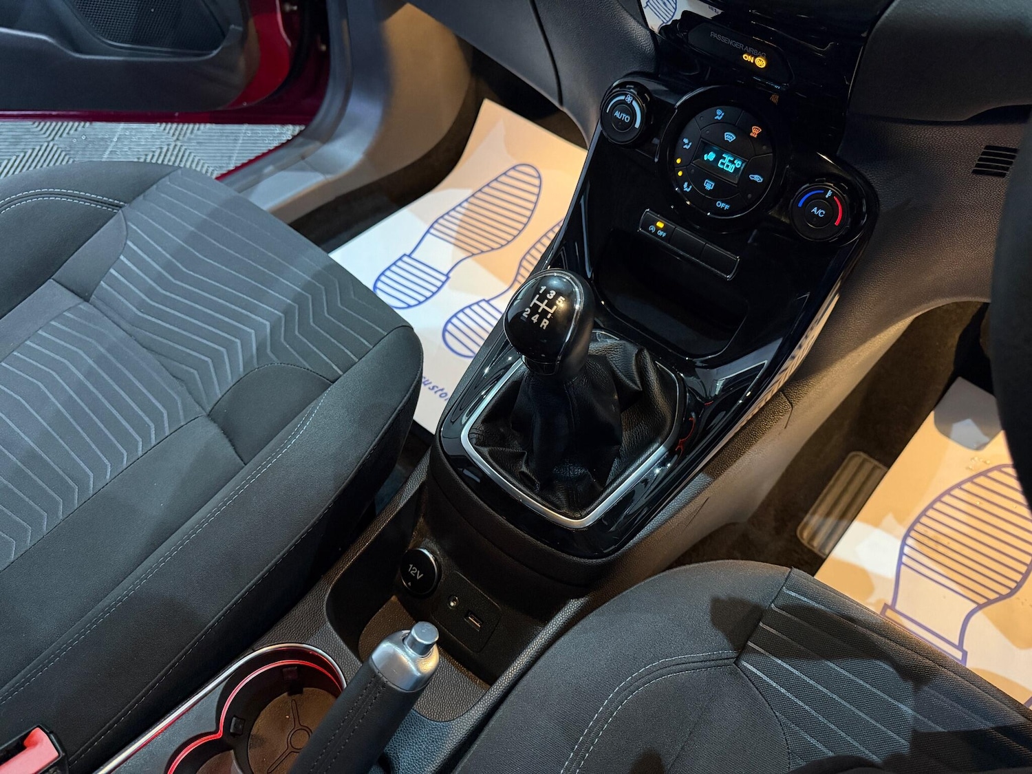 Used Ford Fiesta 2013 for sale - 76688513: Photo 16