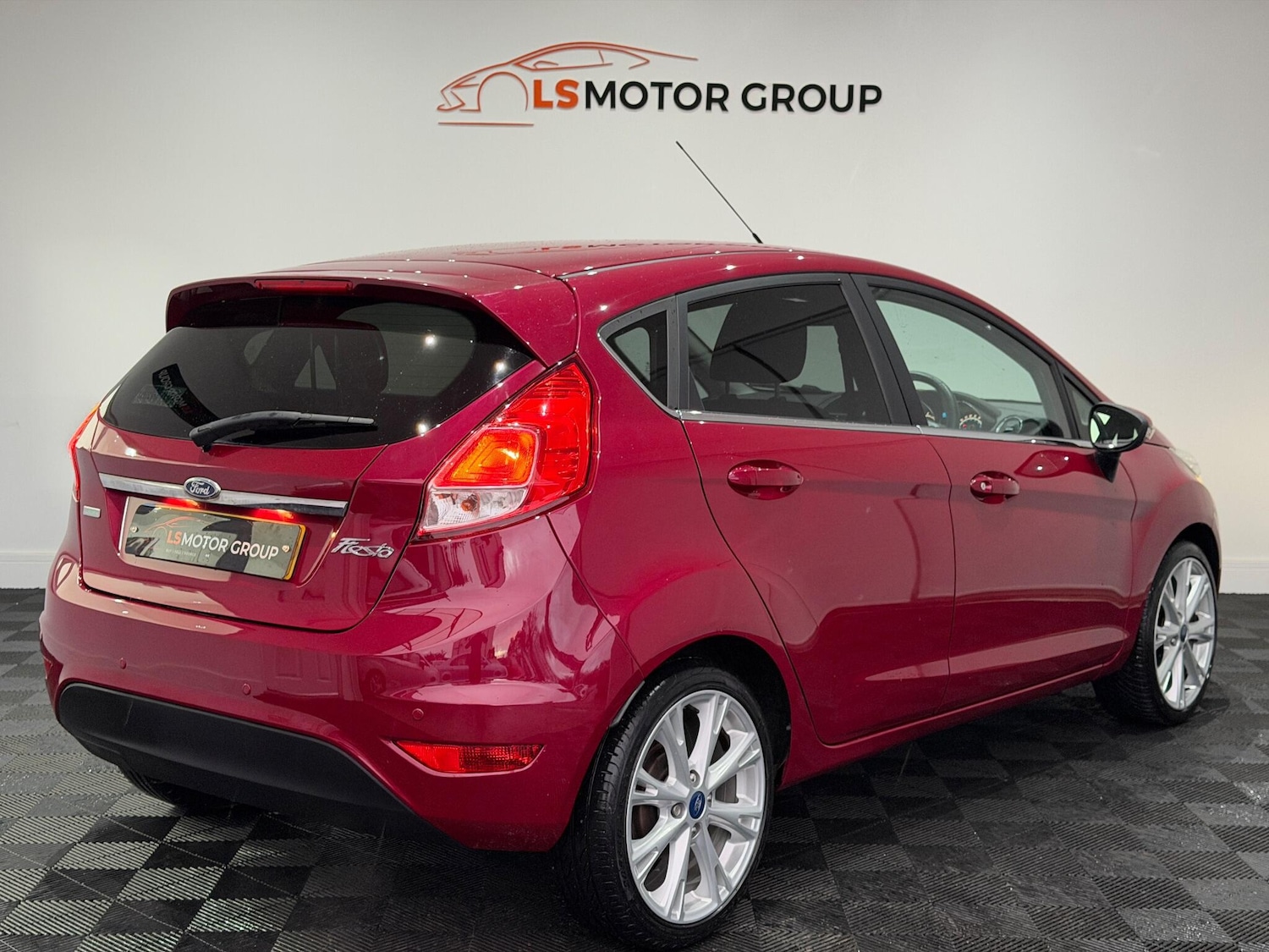 Used Ford Fiesta 2013 for sale - 76688513: Photo 6