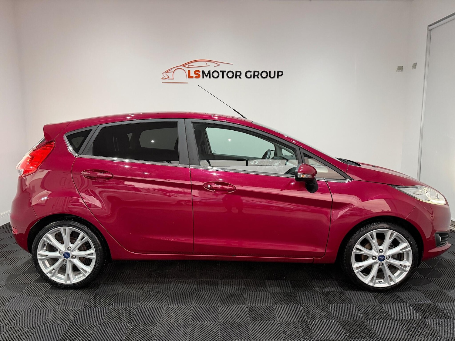 Used Ford Fiesta 2013 for sale - 76688513: Photo 7