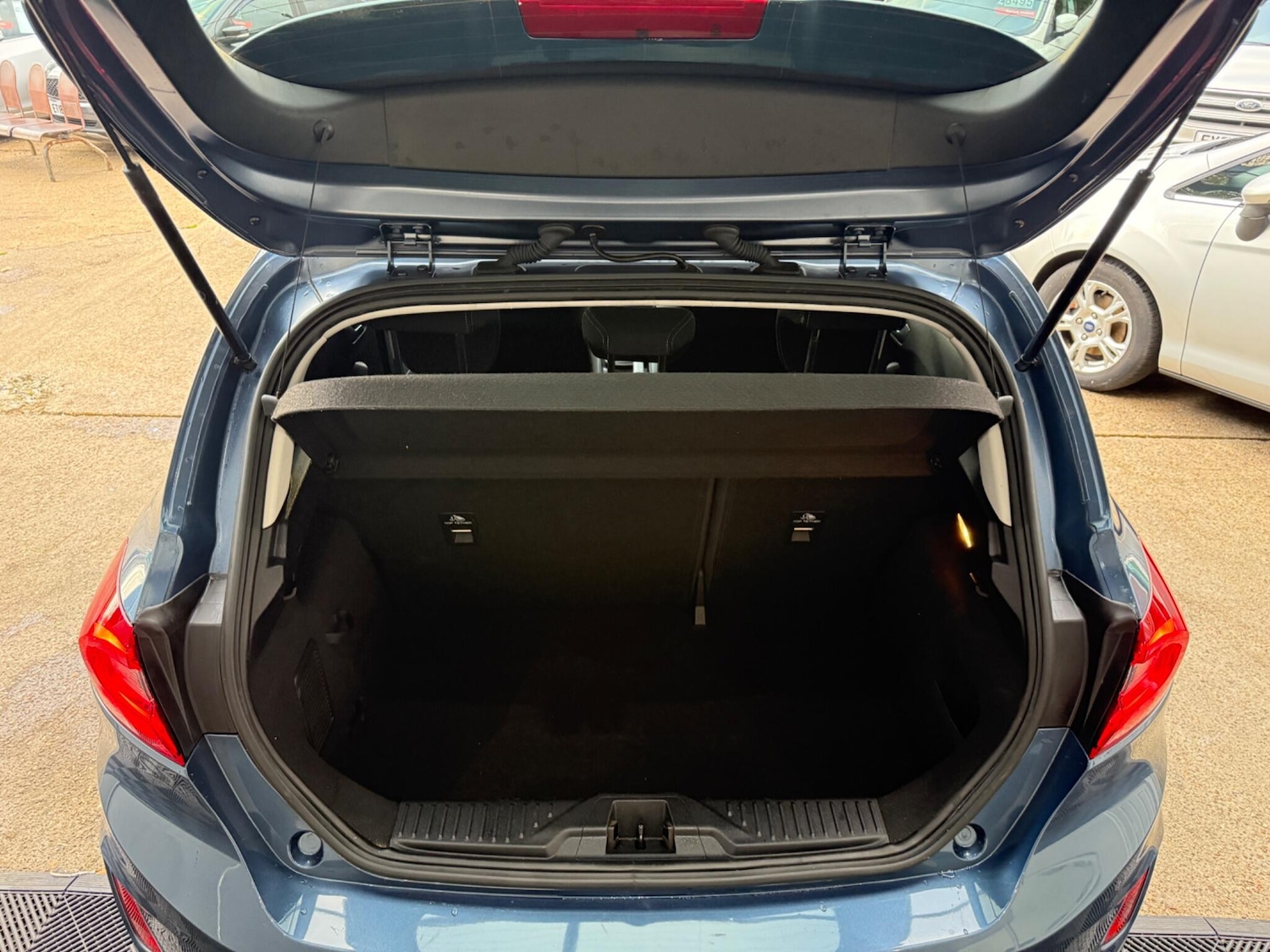 Used Ford Fiesta 2019 for sale - 76432397: Photo 30