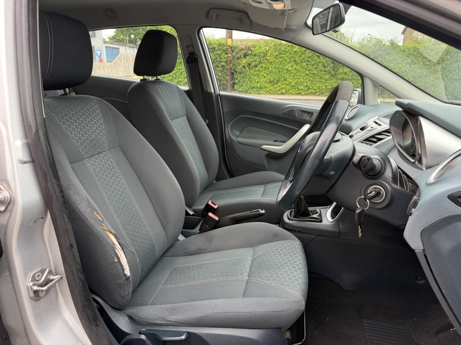 Used Ford Fiesta 2009 for sale - 76349612: Photo 9