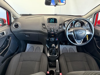 Used Ford Fiesta 2015 for sale - 76337535: Photo