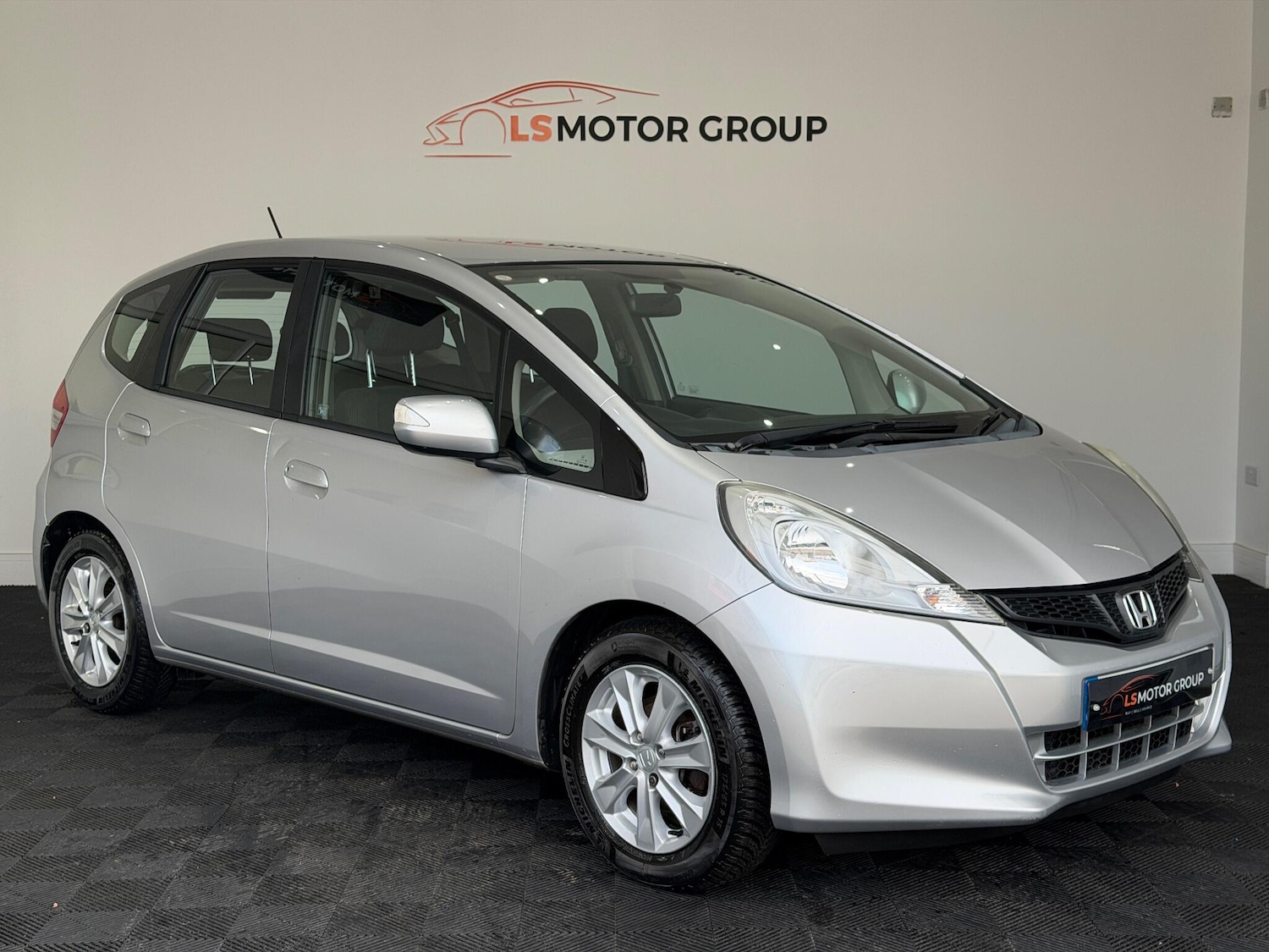 Used Honda Jazz 2011 for sale - 76485592: Photo 1