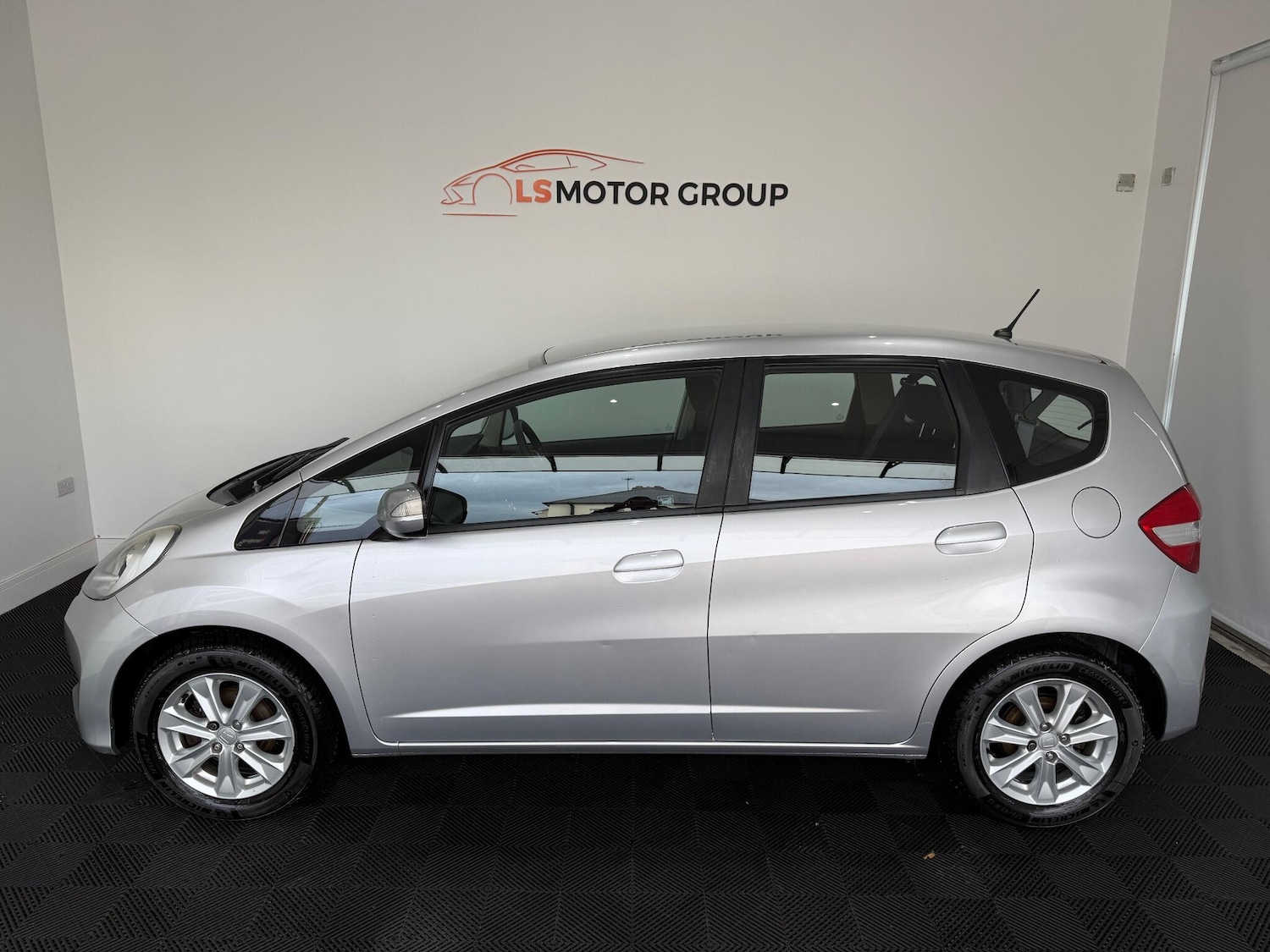 Used Honda Jazz 2011 for sale - 76485592: Photo 10