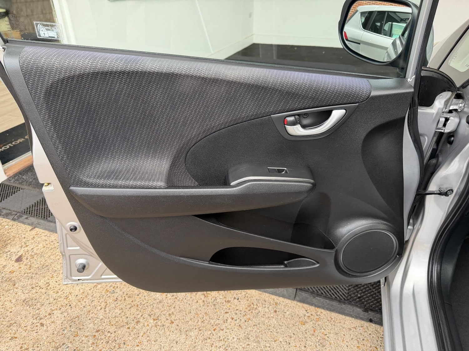 Used Honda Jazz 2011 for sale - 76485592: Photo 27