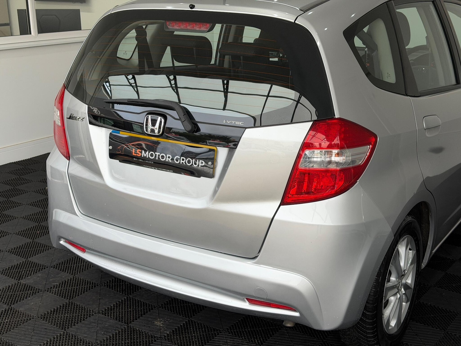 Used Honda Jazz 2011 for sale - 76485592: Photo 9