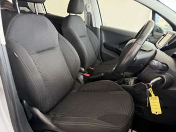 Used Peugeot 208 2015 for sale - 74958874: Photo