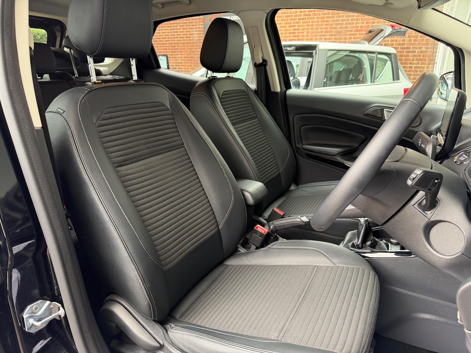 Used Ford Ecosport 2018 for sale - 76688854: Photo 11