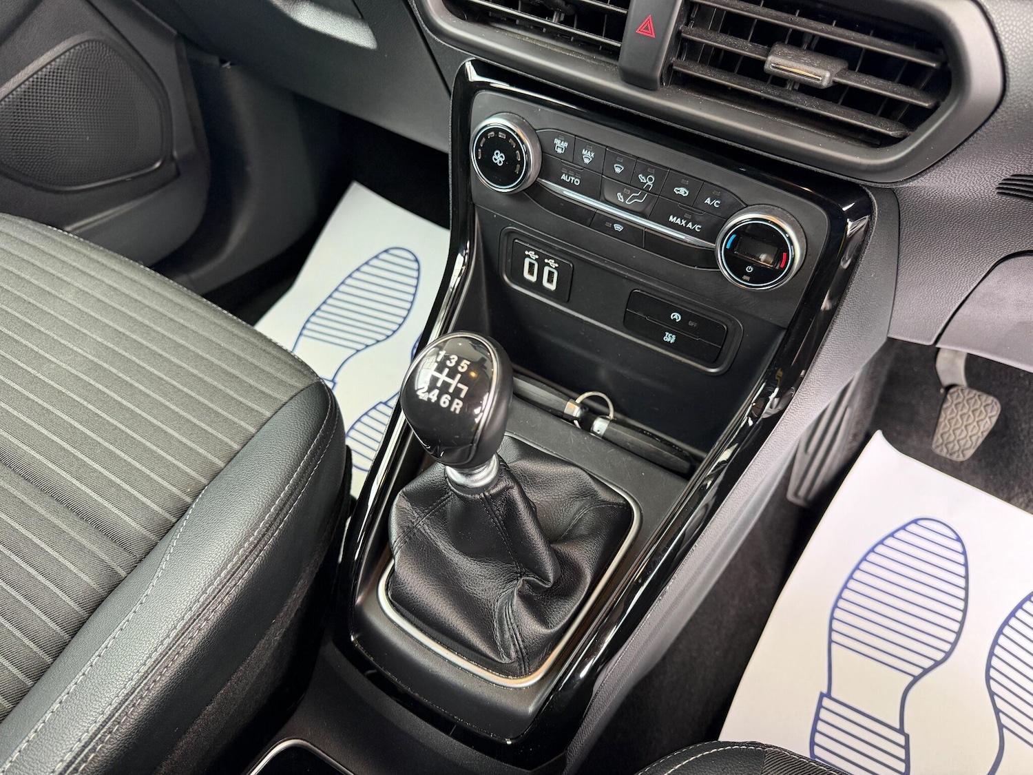 Used Ford Ecosport 2018 for sale - 76688854: Photo 24