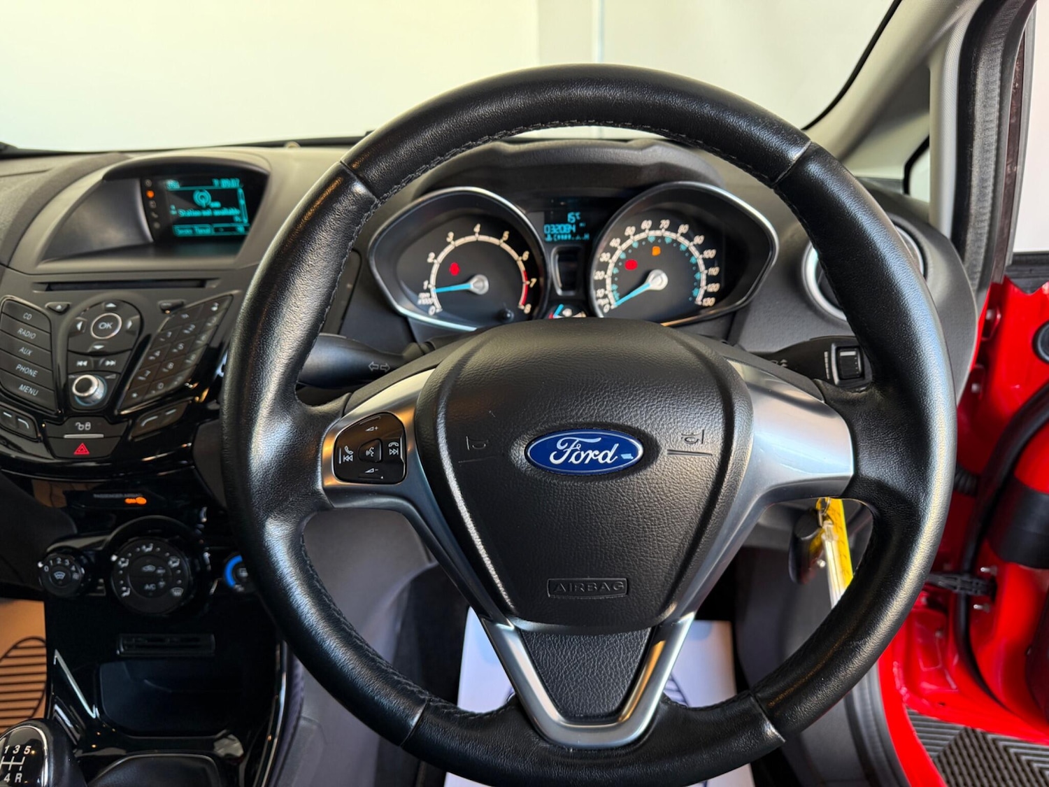 Used Ford Fiesta 2015 for sale - 76432229: Photo 20