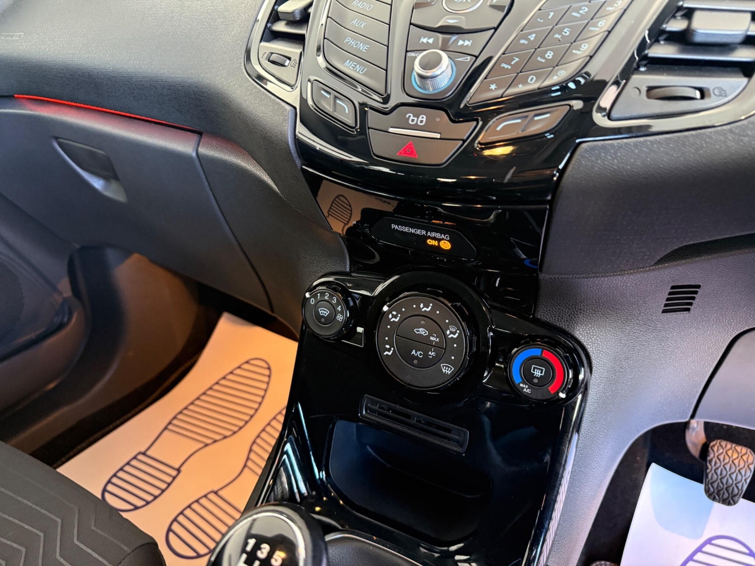 Used Ford Fiesta 2015 for sale - 76432229: Photo 23