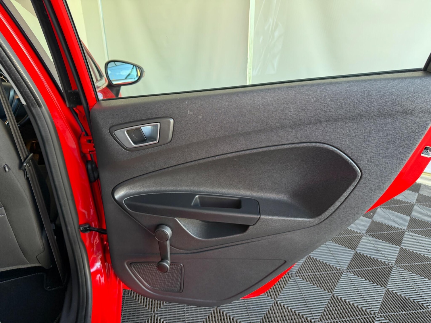 Used Ford Fiesta 2015 for sale - 76432229: Photo 32