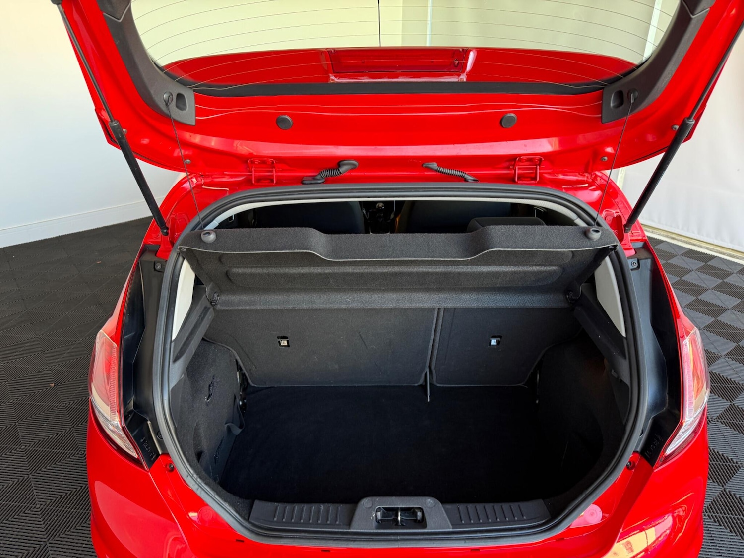 Used Ford Fiesta 2015 for sale - 76432229: Photo 33