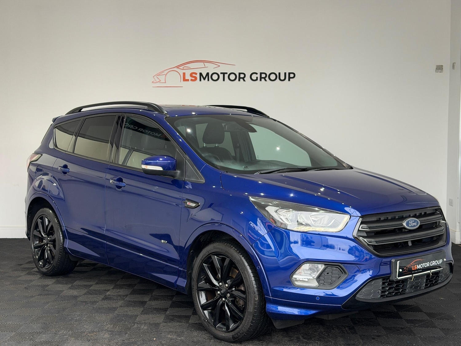 Used Ford Kuga 2023 for sale - 76688845: Photo 1