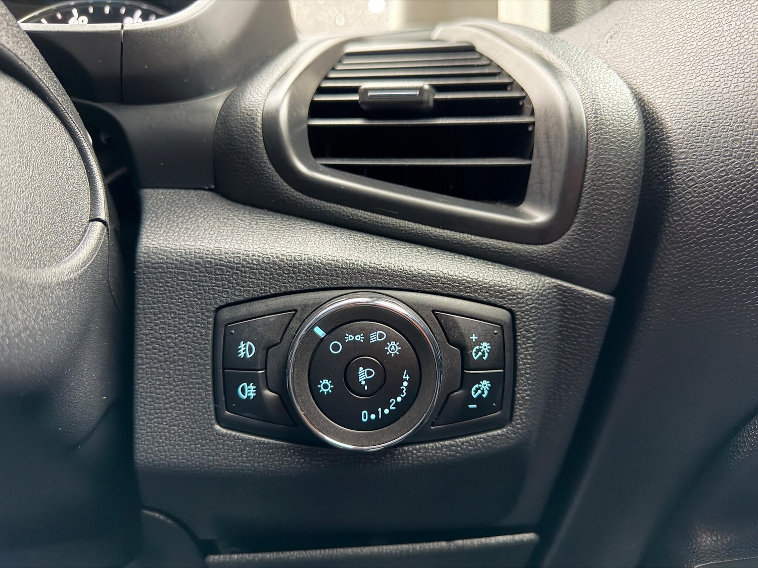 Used Ford Ecosport 2018 for sale - 76561118: Photo 24