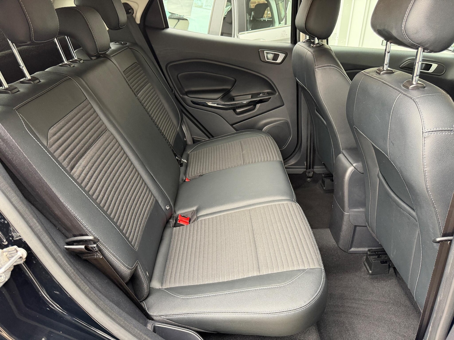 Used Ford Ecosport 2018 for sale - 76398411: Photo 33