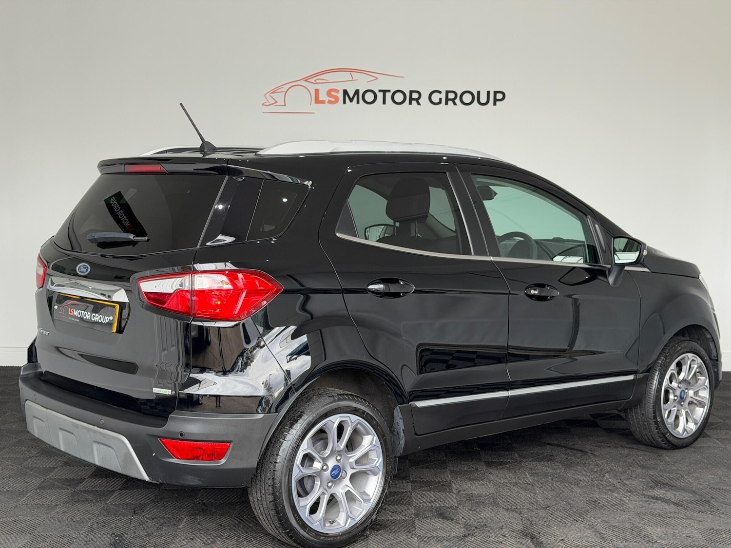 Used Ford Ecosport 2018 for sale - 76398411: Photo 4
