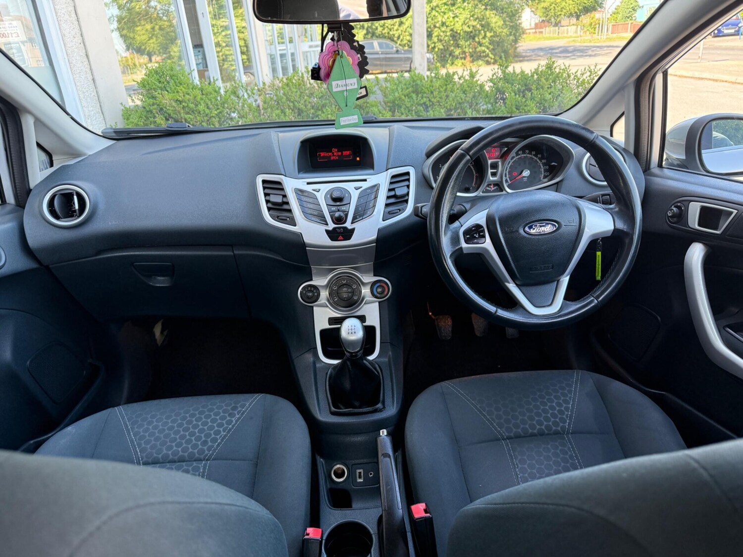 Used Ford Fiesta 2012 for sale - 76349891: Photo 8