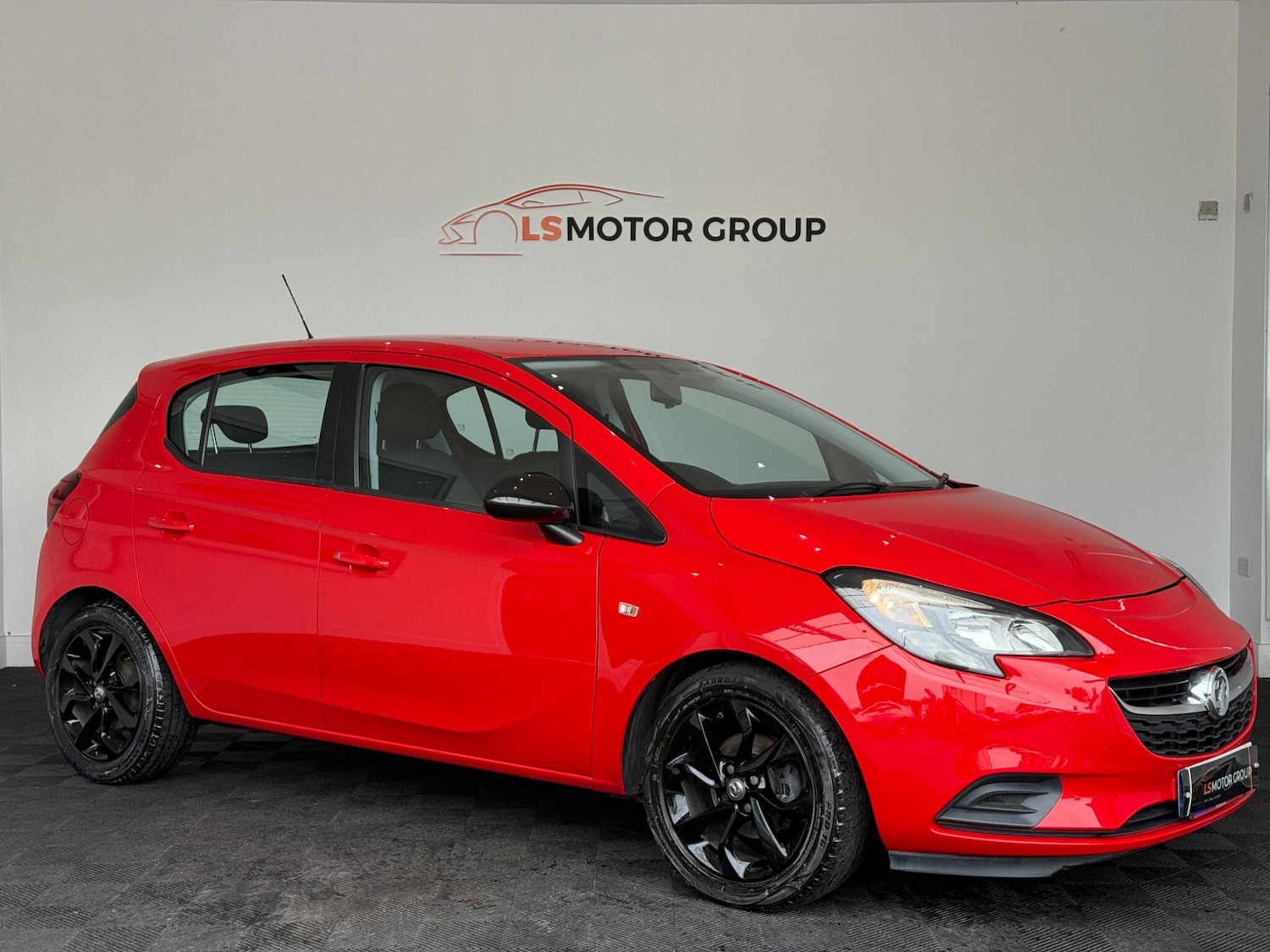 Used Vauxhall Corsa 2016 for sale - 76433286: Photo 1