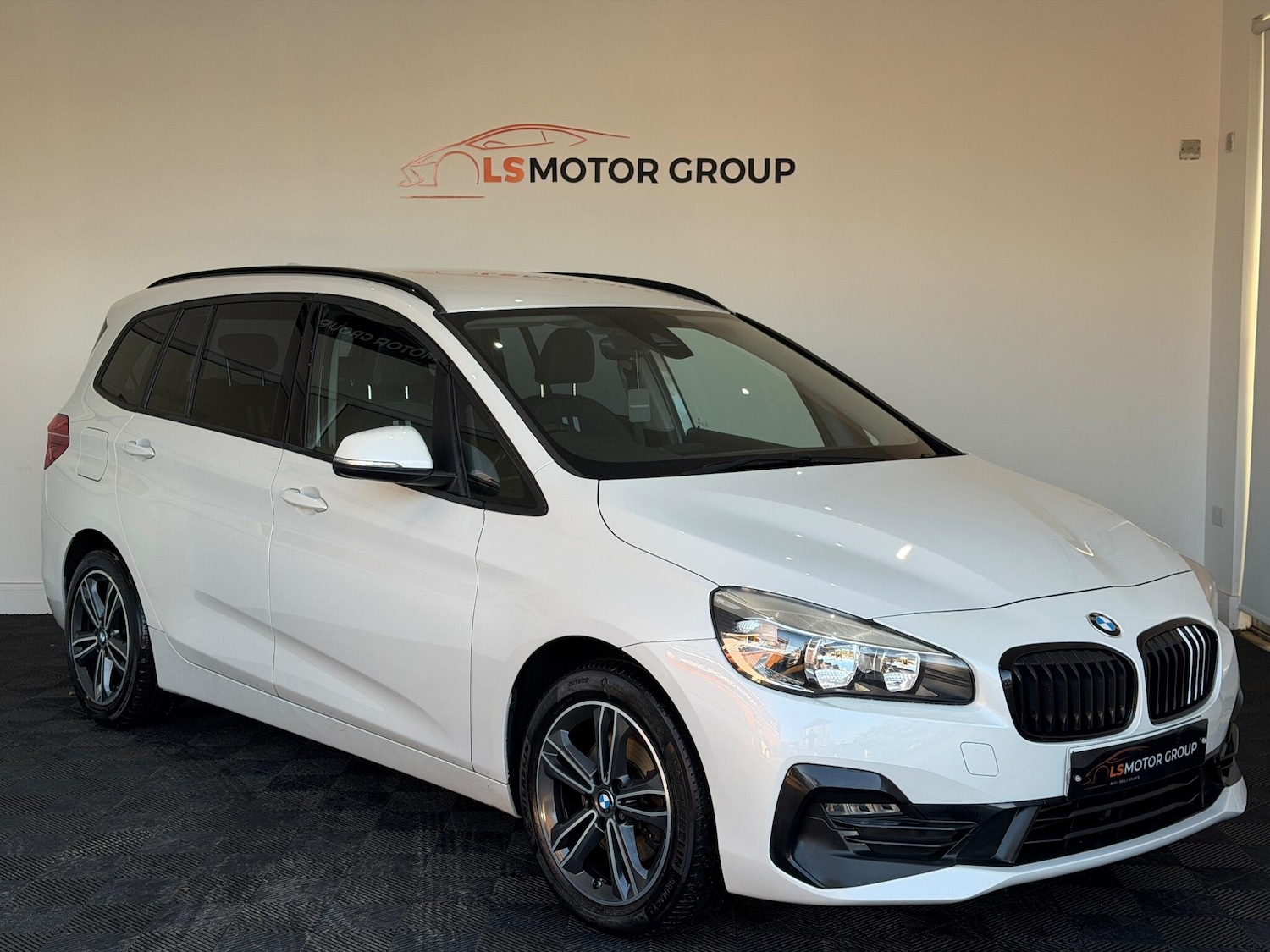 Used BMW 2 Series 2018 for sale - 76759423: Photo 1