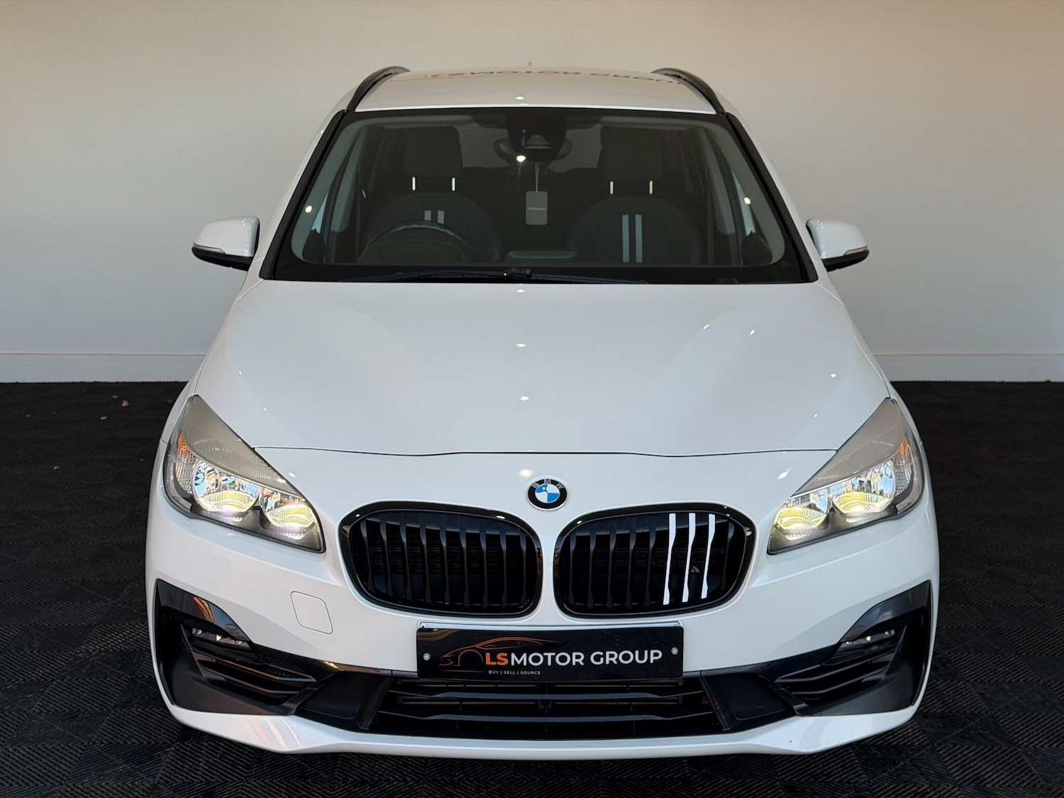 Used BMW 2 Series 2018 for sale - 76759423: Photo 2