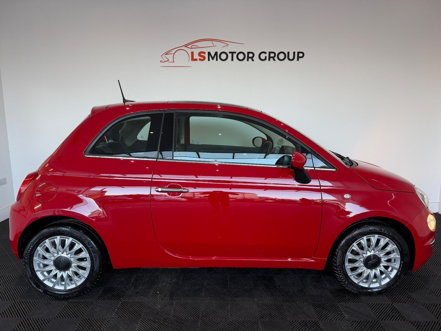 Used Fiat 500 2017 for sale - 76899685: Photo 9