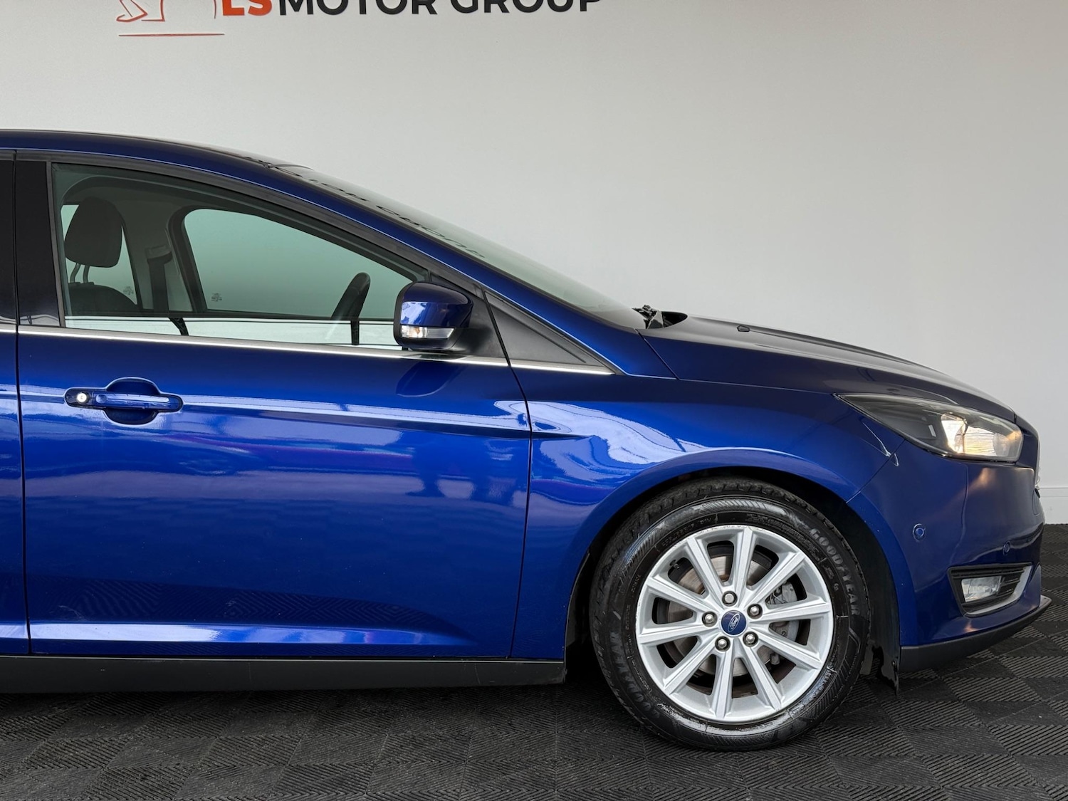 Used Ford Focus 2017 for sale - 76431969: Photo 13