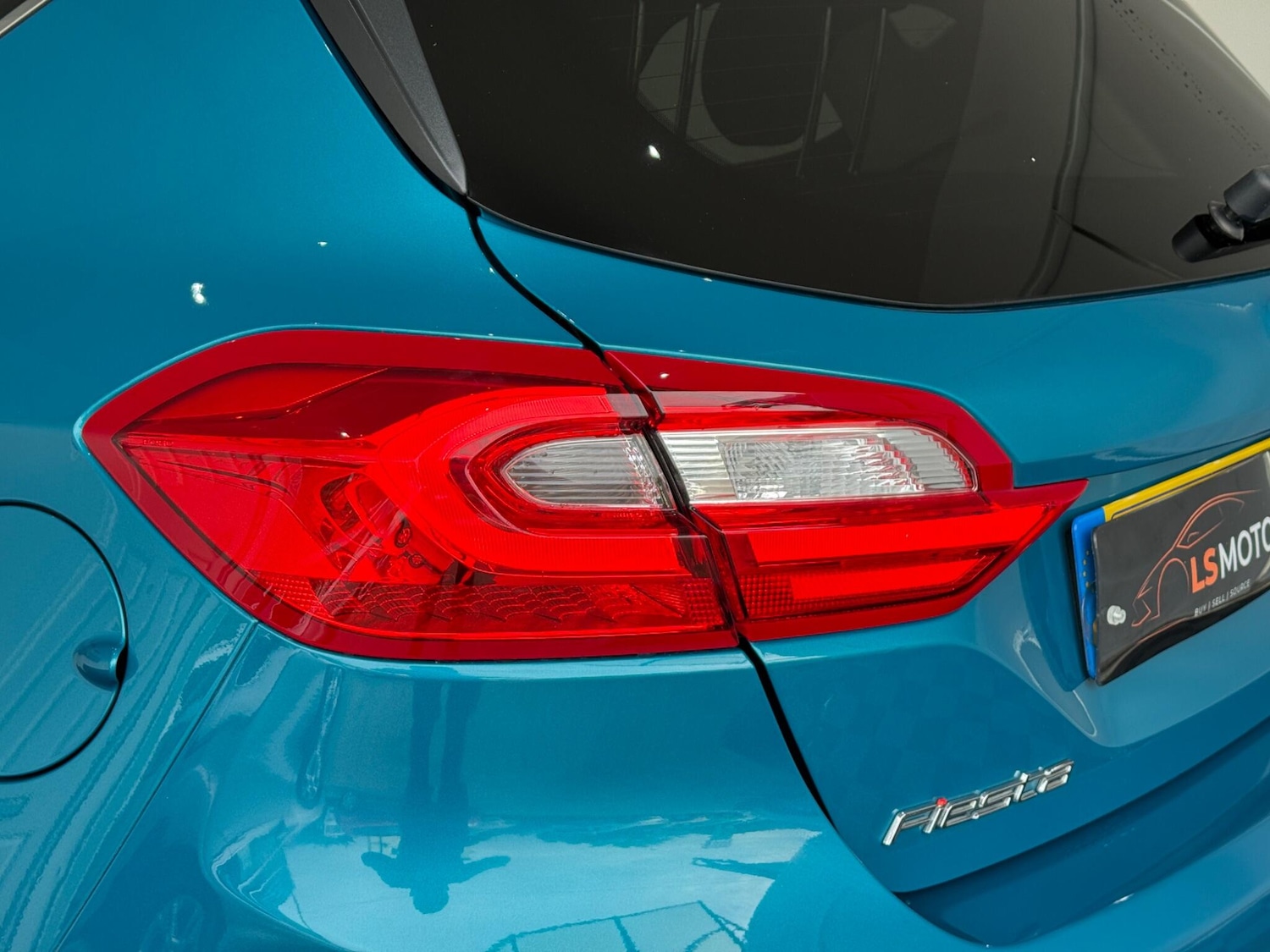 Used Ford Fiesta 2017 for sale - 76432706: Photo 11