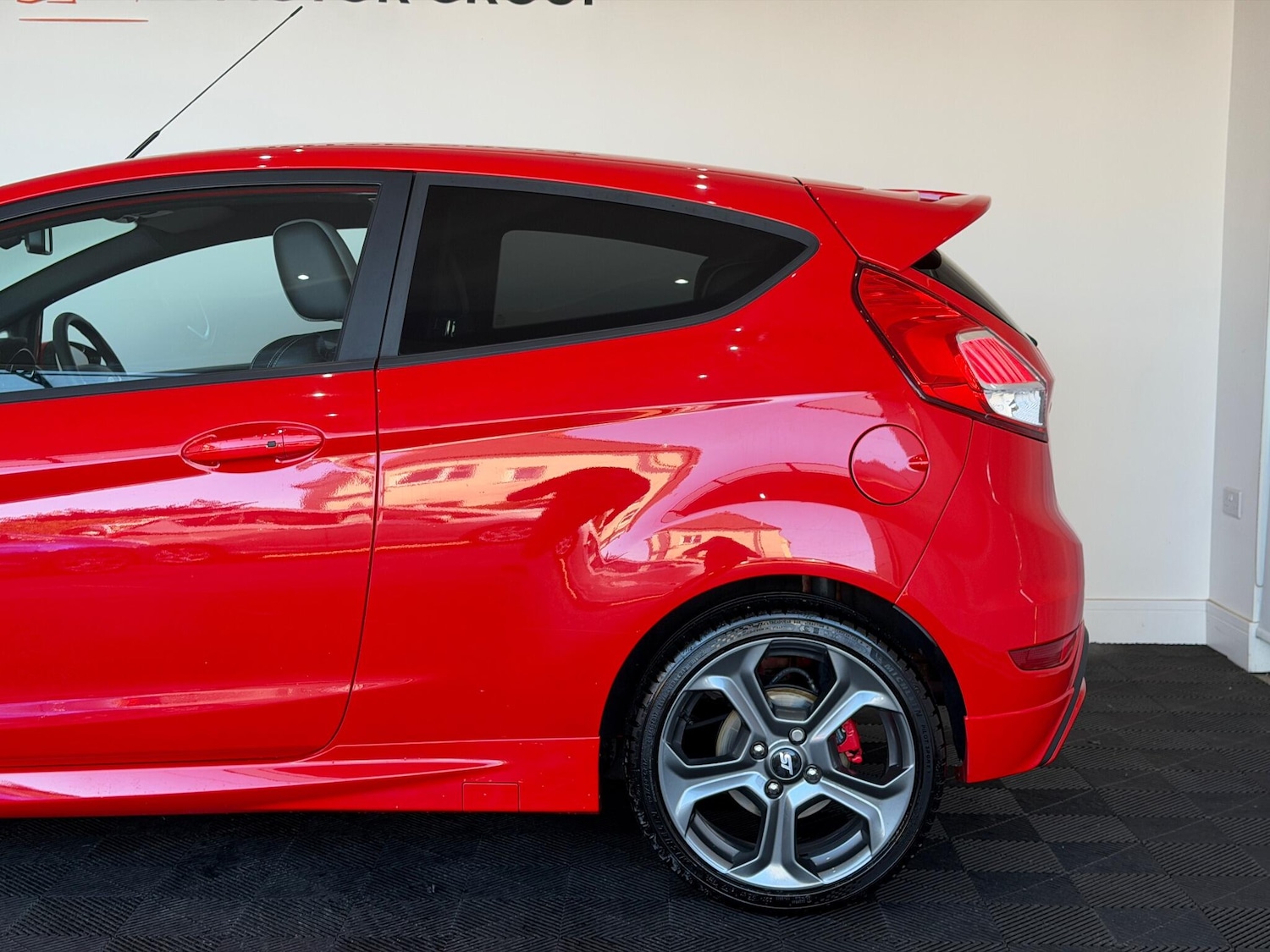 Used Ford Fiesta 2017 for sale - 76432475: Photo 19