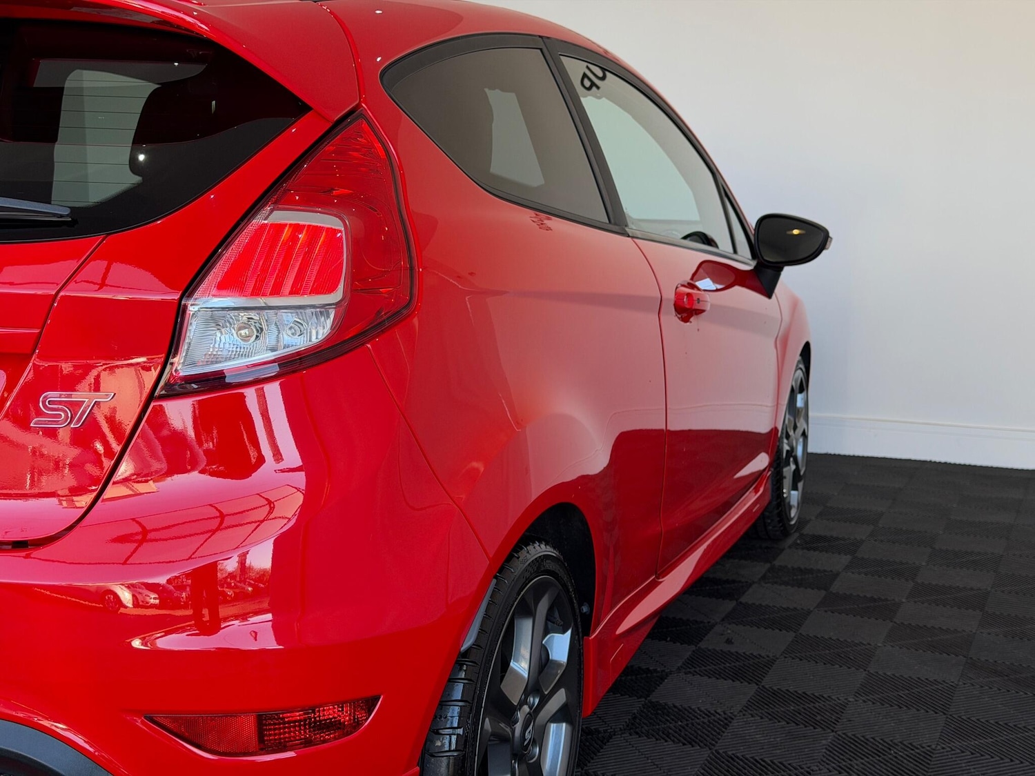 Used Ford Fiesta 2017 for sale - 76432475: Photo 23