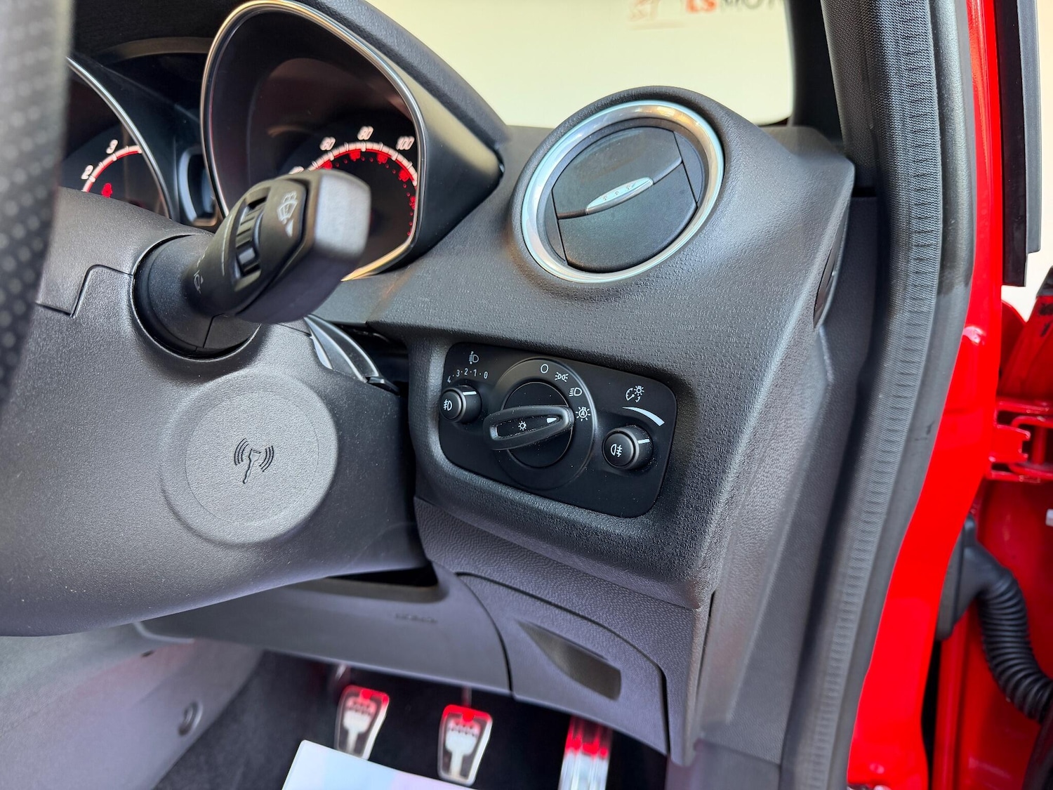 Used Ford Fiesta 2017 for sale - 76432475: Photo 39