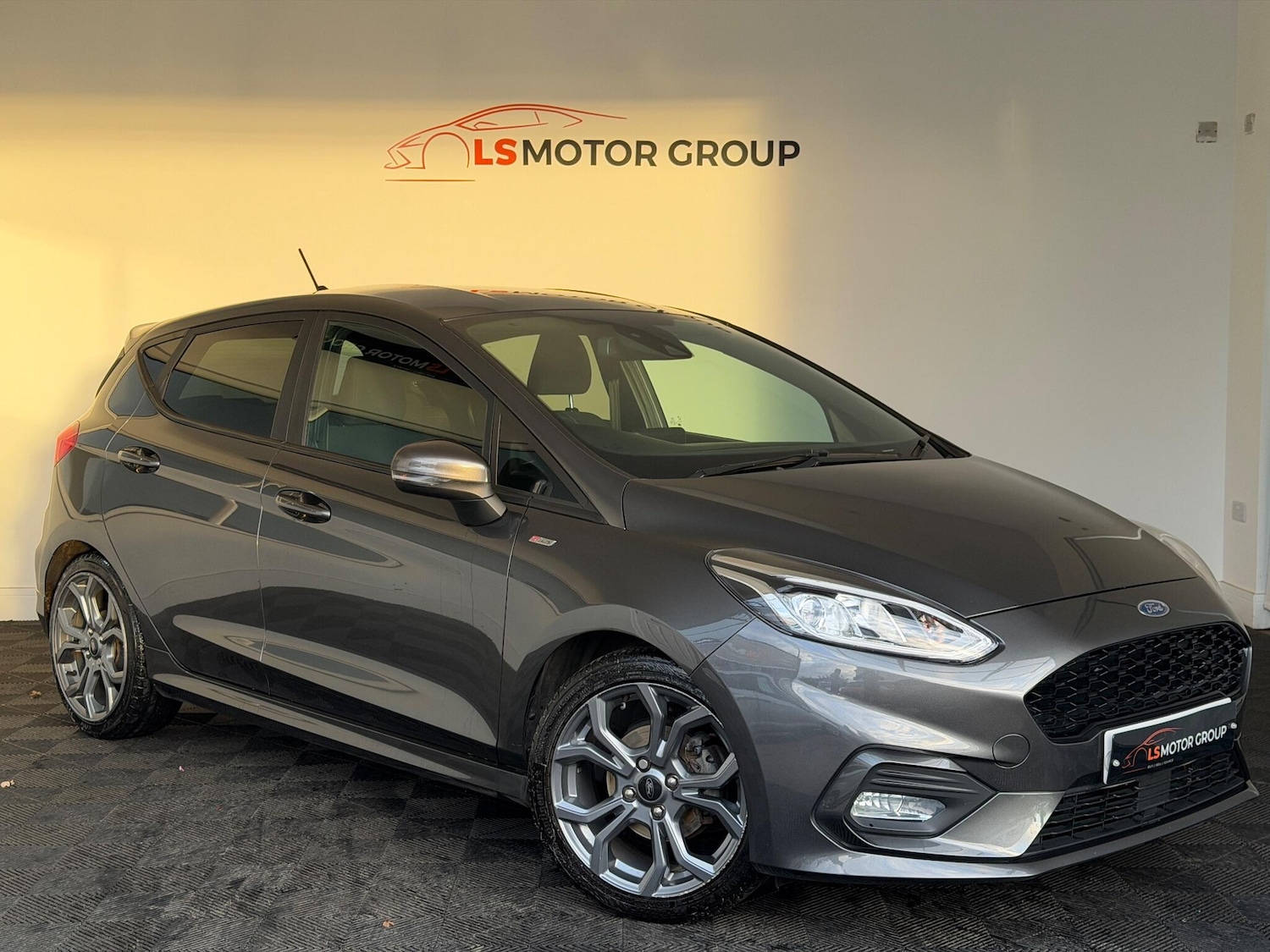 Used Ford Fiesta 2020 for sale - 76620543: Photo 1