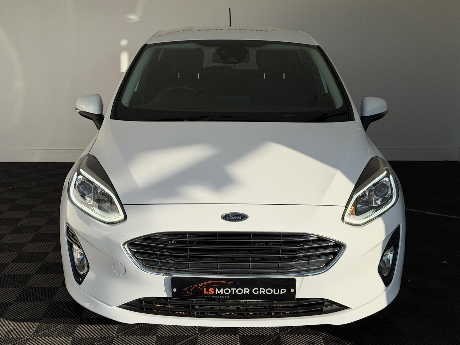 Used Ford Fiesta 2019 for sale - 76727082: Photo 2