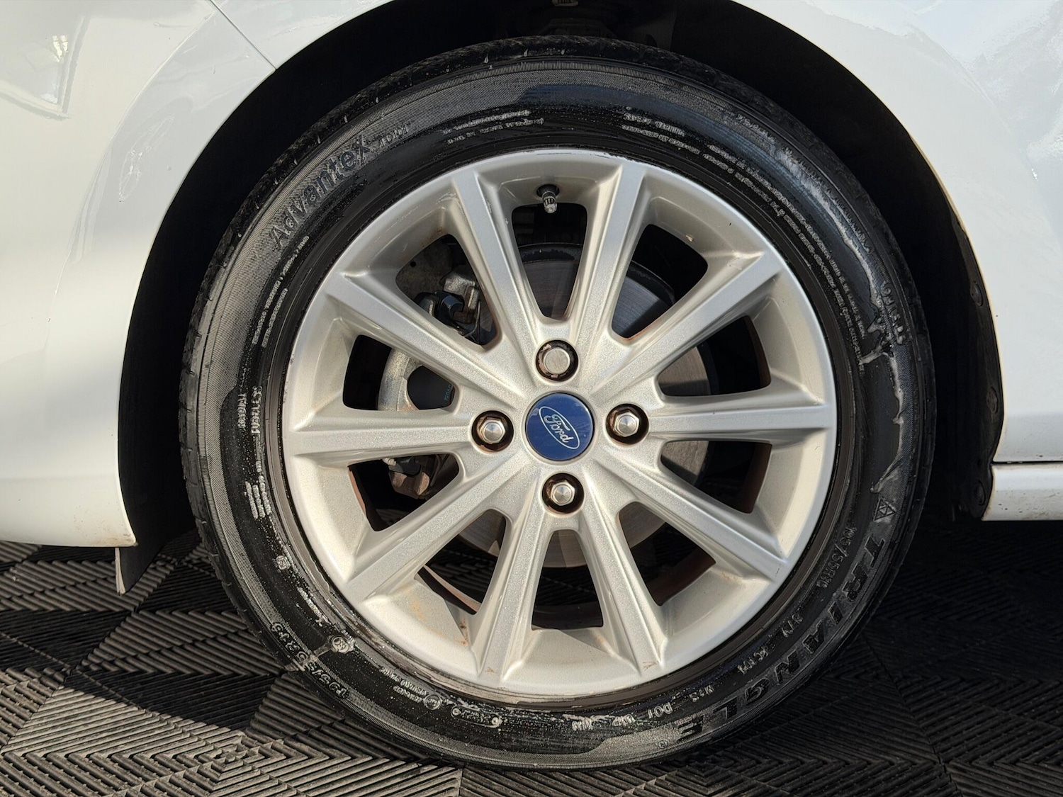 Used Ford Fiesta 2019 for sale - 76727082: Photo 40