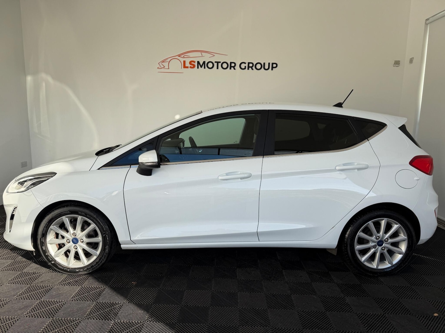 Used Ford Fiesta 2019 for sale - 76727082: Photo 8