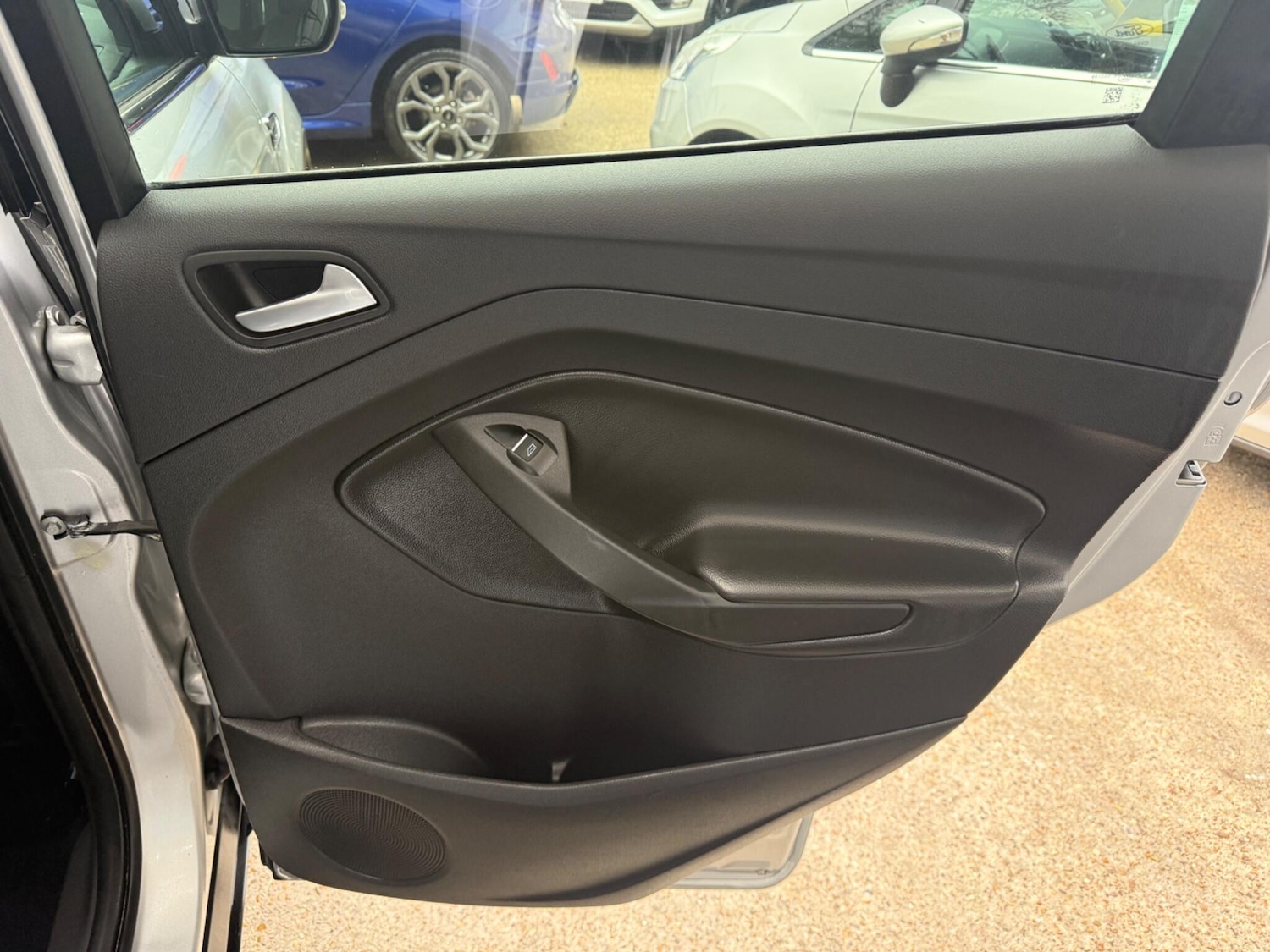 Used Ford Kuga 2017 for sale - 76433190: Photo 36