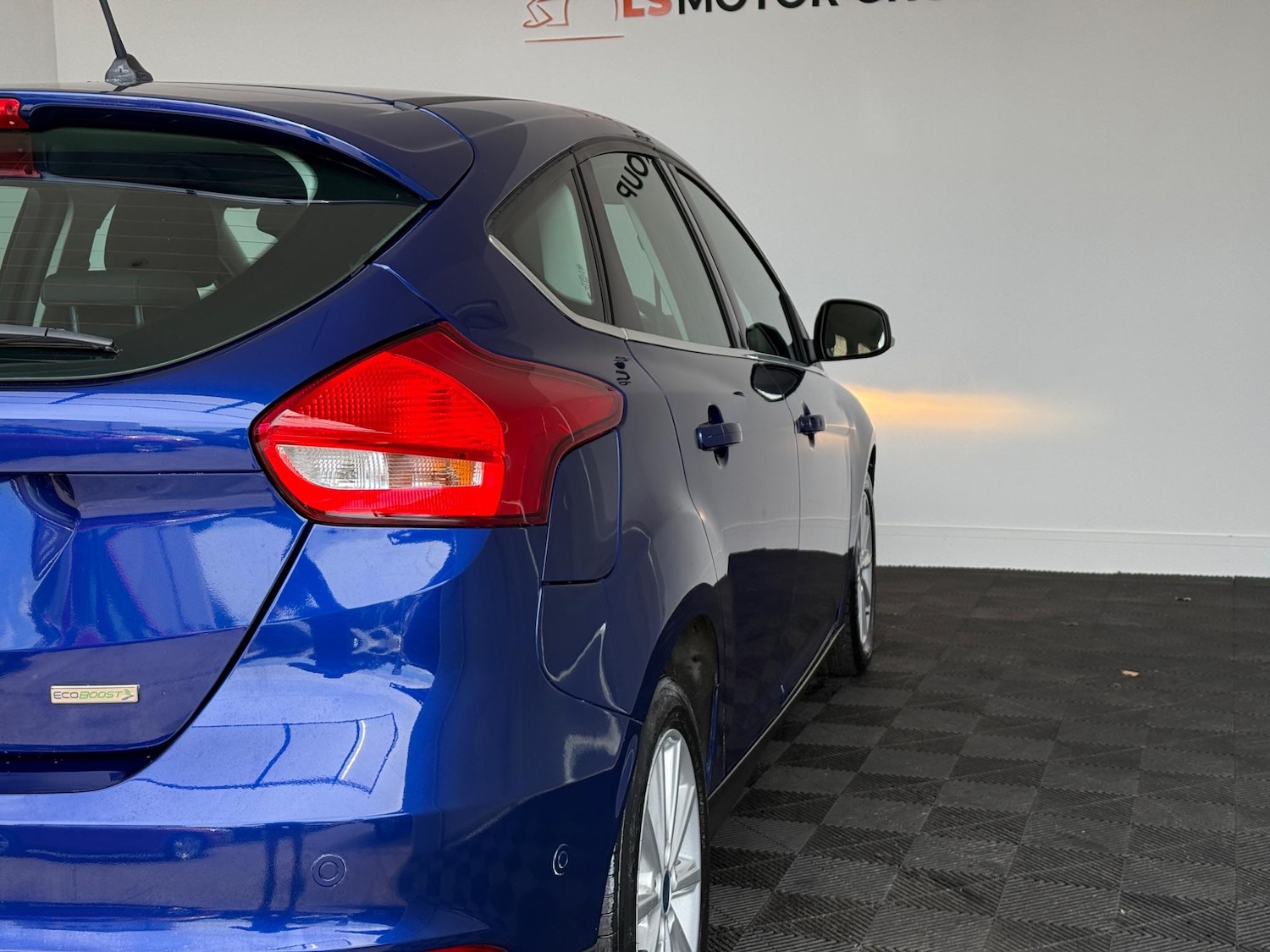 Used Ford Focus 2017 for sale - 76690030: Photo 16