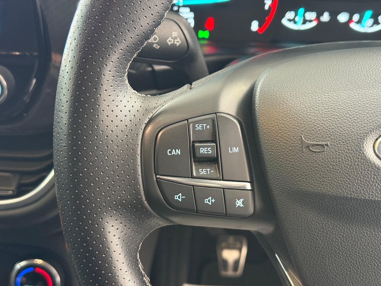 Used Ford Fiesta 2018 for sale - 76432419: Photo 27