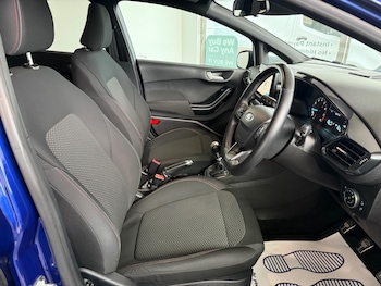 Used Ford Fiesta 2018 for sale - 76432419: Photo