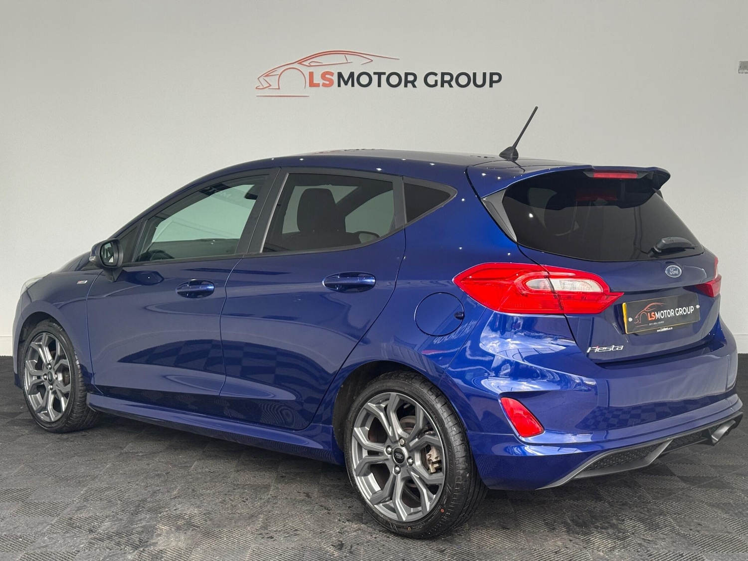 Used Ford Fiesta 2018 for sale - 76432419: Photo 9